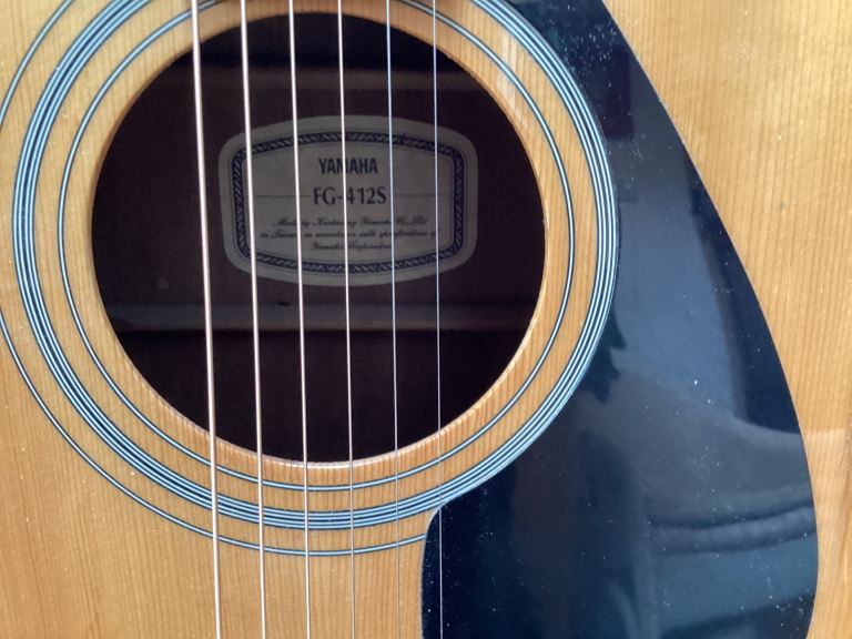 Yamaha FG412S