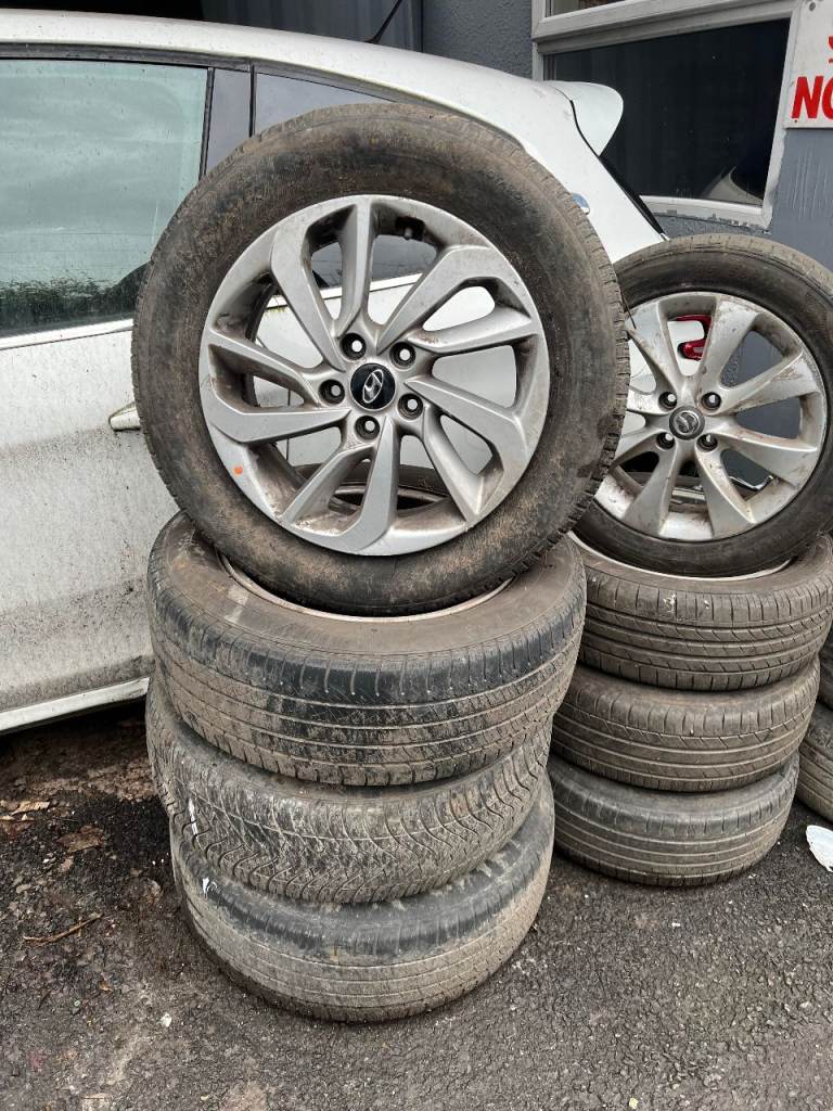 HYUNDAI TUCSON ALLOY WHEELS SET OF X4 (225/60/R17)