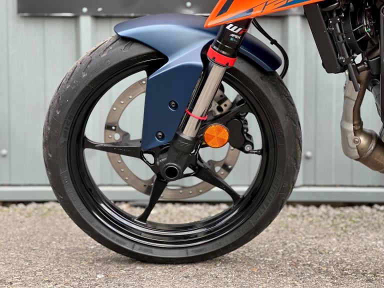 Stunning One Owner 2025/75 KTM Duke 125 Motorcycle 