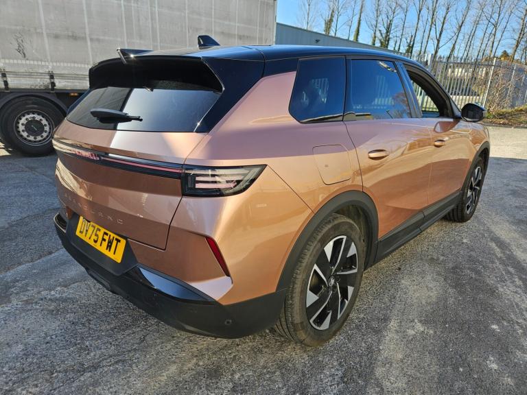 2025 75 VAUXHALL GRANDLAND 1.2 Hybrid Ultimate 5dr e-DCT6 Damaged Salvage CAT N