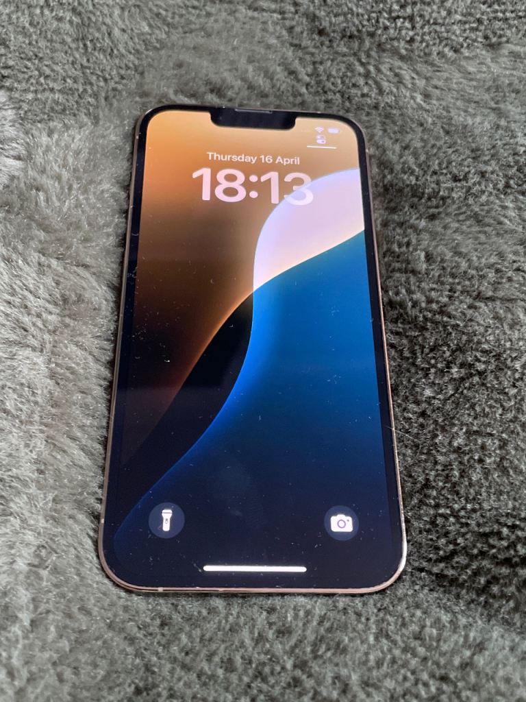 iPhone 13 Pro gold like new unlocked 128gb 