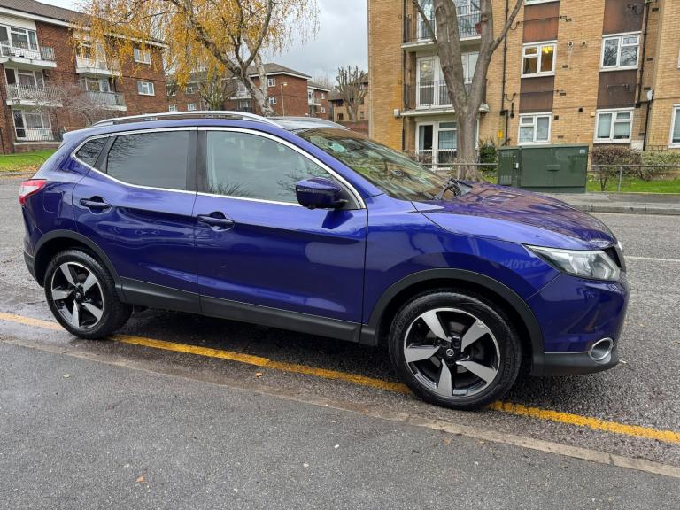 2015 Nissan Qashqai 1.6 dCi N-Tec+ 5dr Xtronic HATCHBACK Diesel Automatic