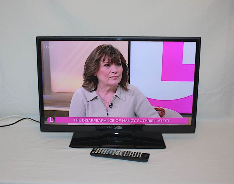 Linsar 28 inch LED TV with Built-in Freeview HD