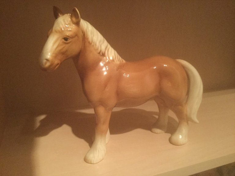 Beswick style large horse