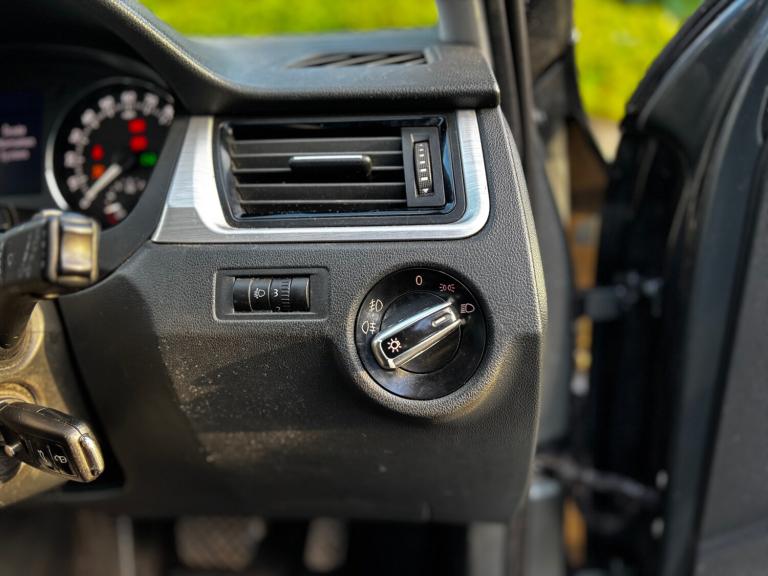 2014 Skoda Rapid 1.6 TDI CR 90 SE 5dr DSG HATCHBACK Diesel Automatic