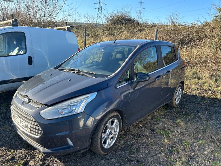 FORD B MAX BREAKING PARTS 