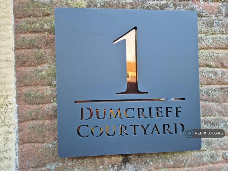 2 bedroom flat in Dumcrieff Cottages, Moffat, DG10 (2 bed) (#3006462)