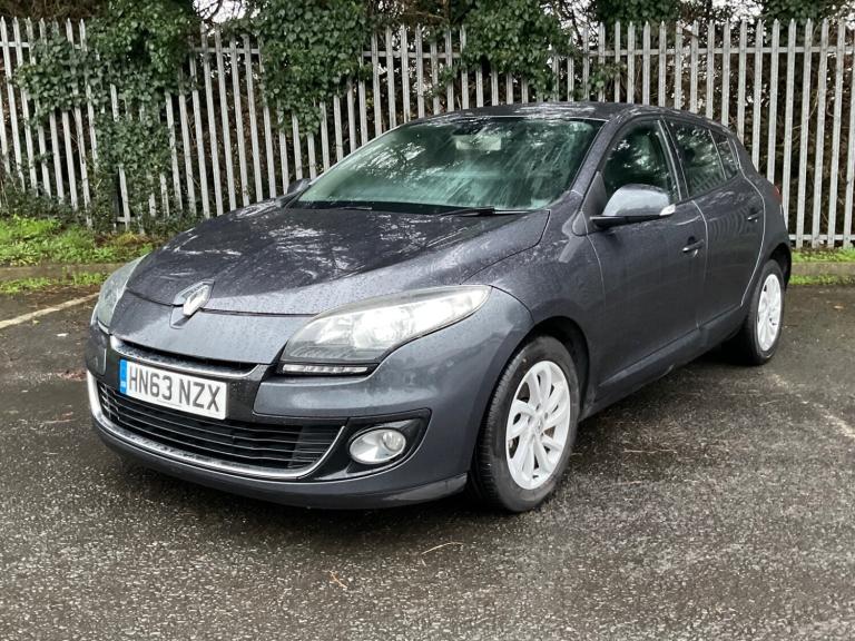 2013 Renault Megane 1.5 dCi 110 Dynamique TomTom 5dr [Start Stop] HATCHBACK Diesel Manual