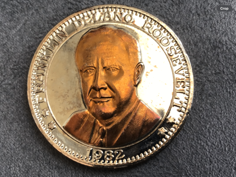  SELECTION OF US  COINS 