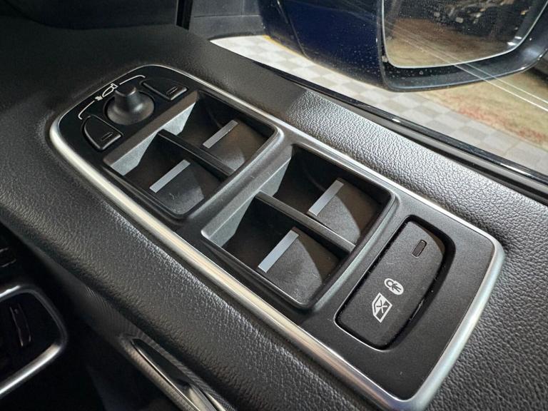 2017 Jaguar F-Pace 2.0 D180 R-Sport AWD Euro 6 (s/s) 5dr ESTATE Diesel Manual