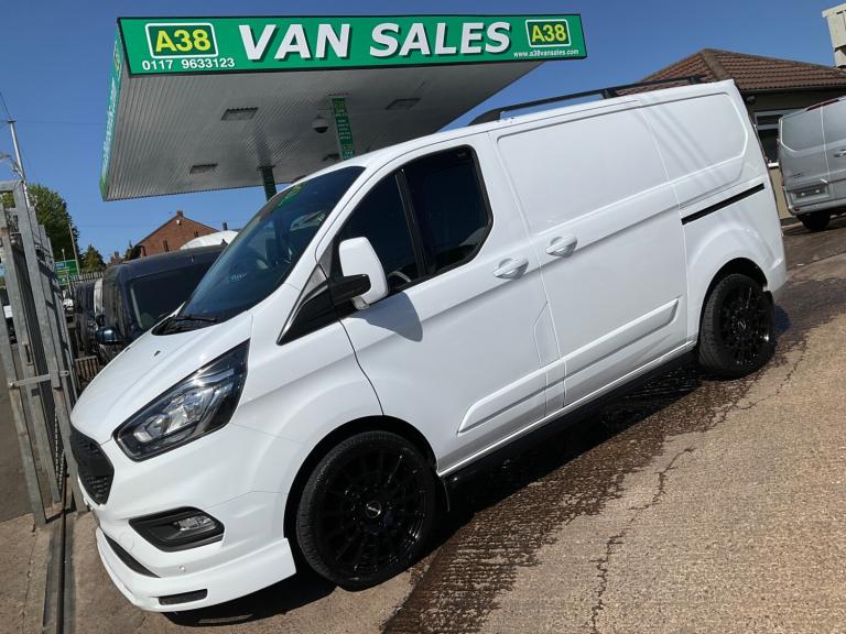2019 Ford Transit Custom 280 LIMITED 2.0 ECOBLUE 130 BHP PANEL VAN EURO 6 PANEL VAN Diesel Manual