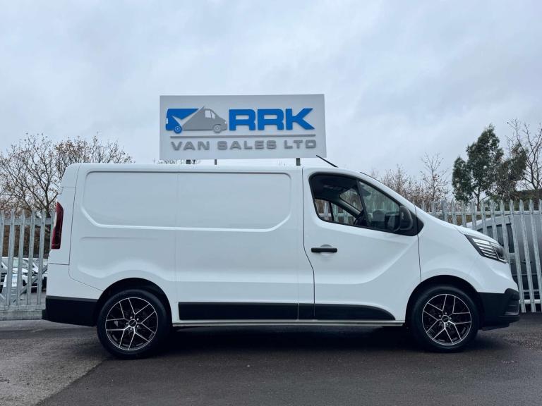 2023 Renault Trafic SL28 Blue dCi 130 Business+ Van PANEL VAN DIESEL Manual