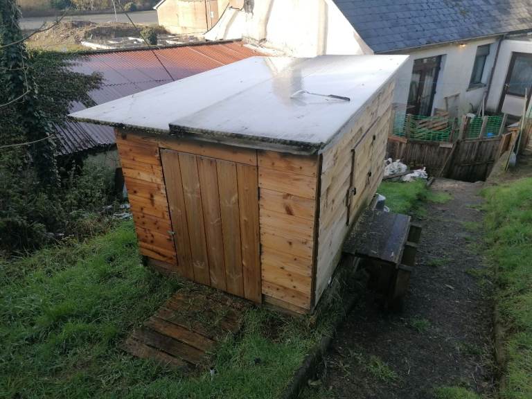 Chicken Coupes or Dog Kennels x2
