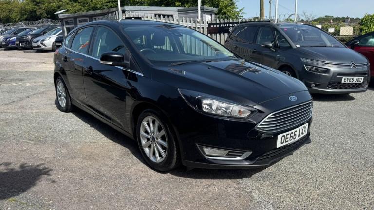 2016 Ford Focus TITANIUM Hatchback Petrol Manual