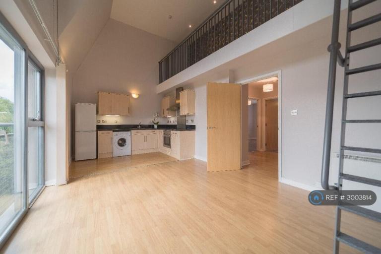 2 bedroom flat in Penistone House Block C, South Yorkshire, S3 (2 bed) (#3003814)