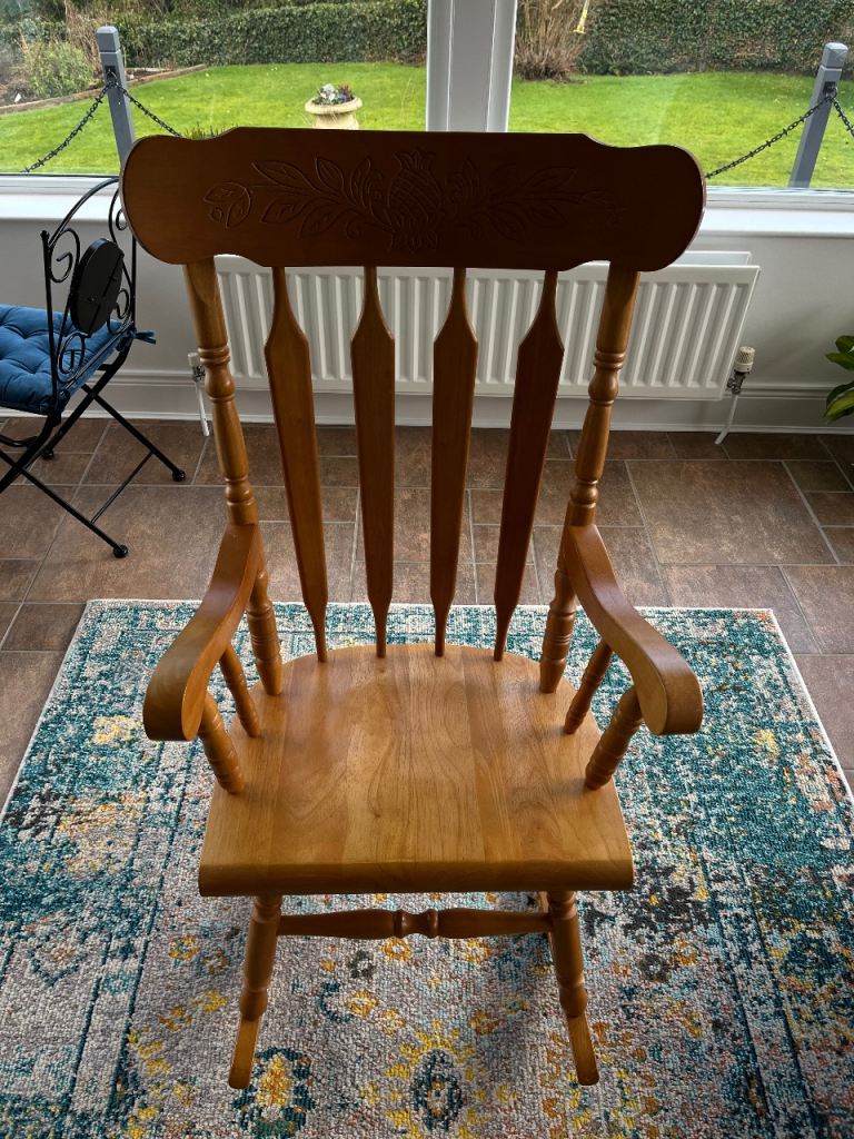 Rocking chair 