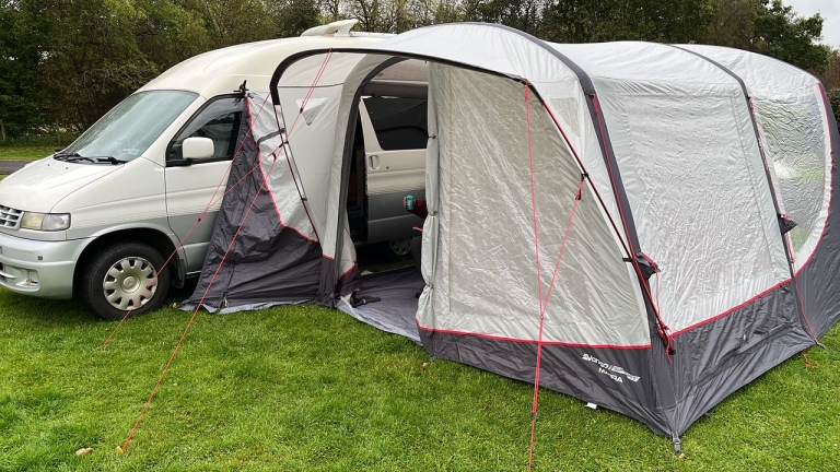 Ford Freda campervan (Mazda Bongo), 1999, 2499 (cc)