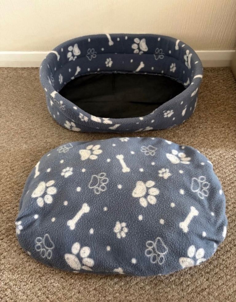 Pets At Home Dog Bed with Matching Removable Cushion