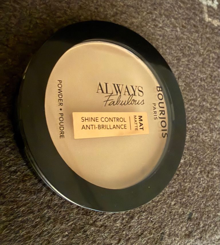 Bourjois Always Fabulous Shine Control Matt Powder - Golden Vanilla