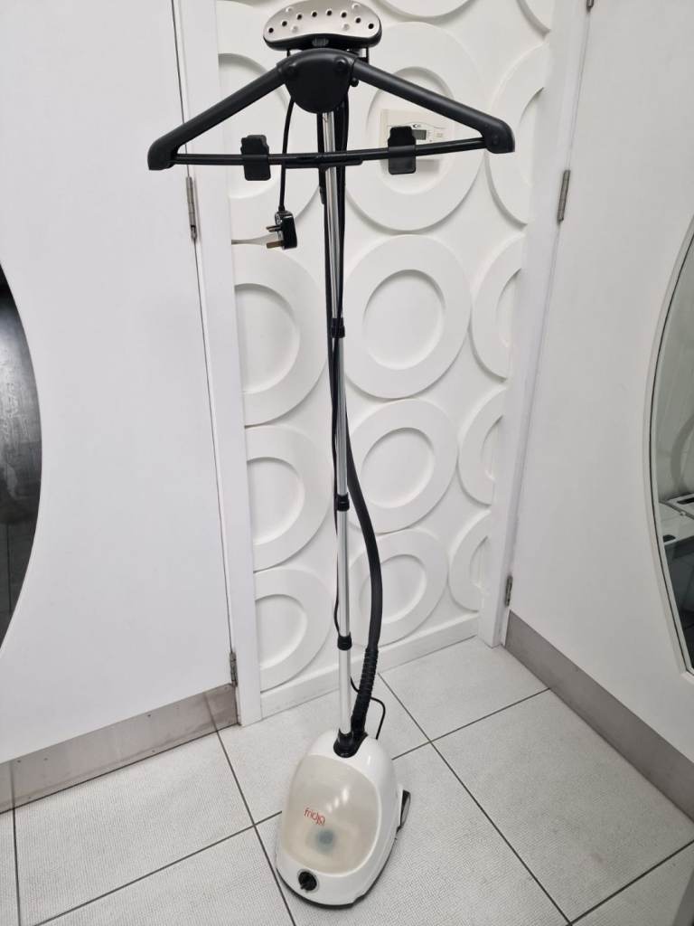 Fridja F1000 Garment Steamer 