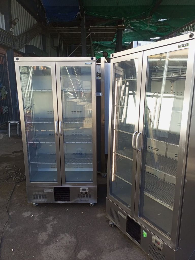 Double door fridge glass gemko upright for groceries shop restaurants takeaway 