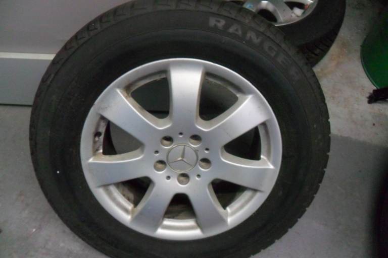 MERCEDES-BENZ 4X TYRES 235/65r17 
