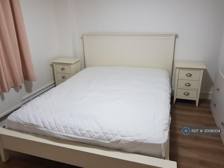 1 bedroom in Appleford, London, NW5 (#3008004)
