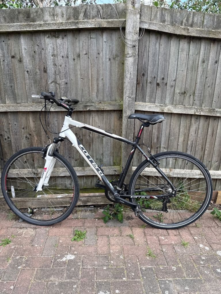 Carrera Crossfire Hybrid Bike – Great Condition 