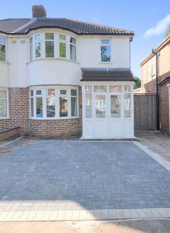 3 Bedroom house for rent in Birmingham B44
