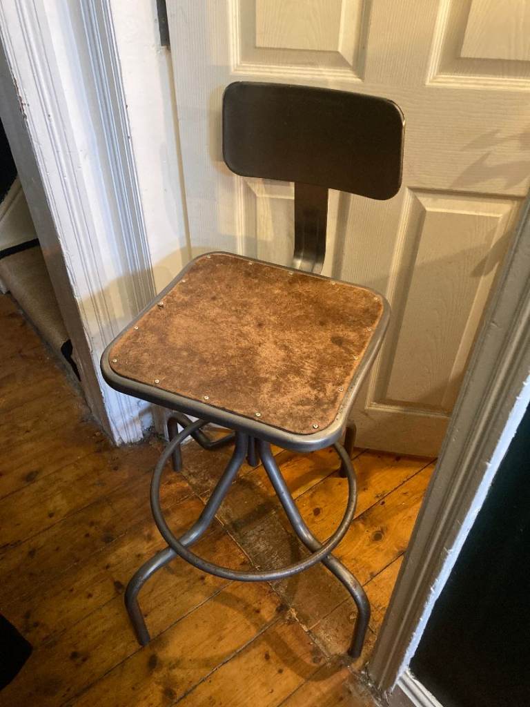 Vintage industrial Rotational Machinist | Production line chair 1970 (V1)