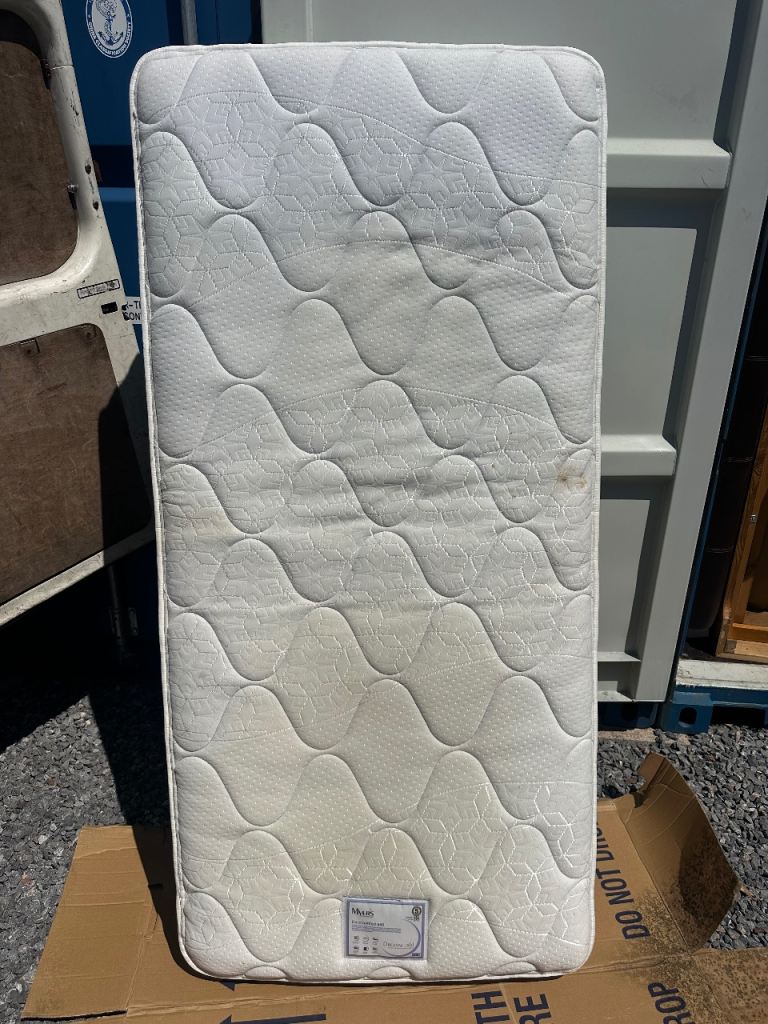 Myers Elara Comfort 650 Single Mattress – Fair Condition