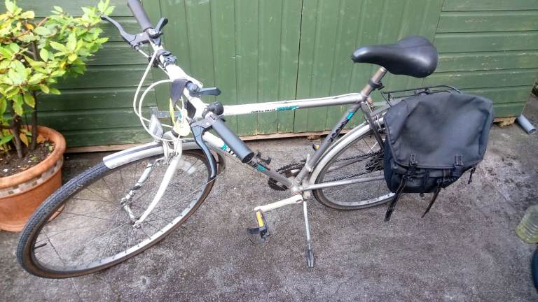 Silver Hybrid Bike – Good Condition
