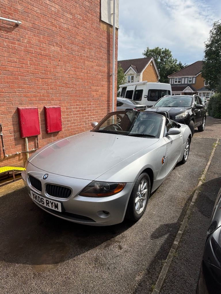 BMW, Z4 SE Roadster Convertible, 2006, Manual, 1995 (cc), 2 doors