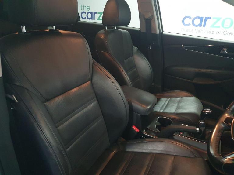 2019 Kia Sorento 2.2 CRDi KX-2 5dr ESTATE DIESEL Manual