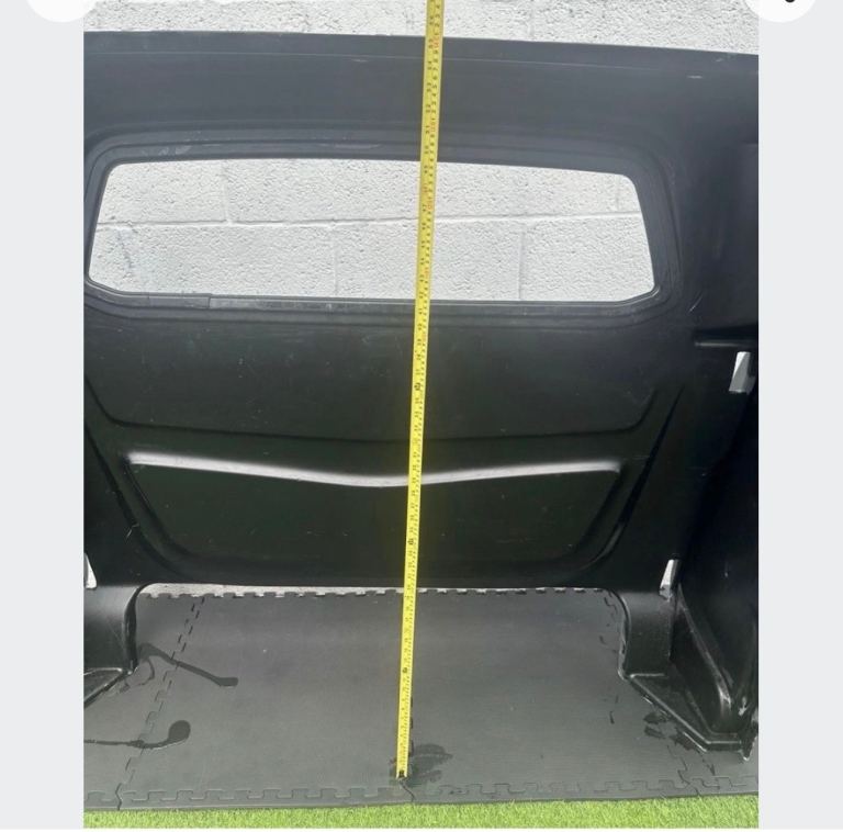Bulkhead for Vauxhall Vivaro lwb crew cab 