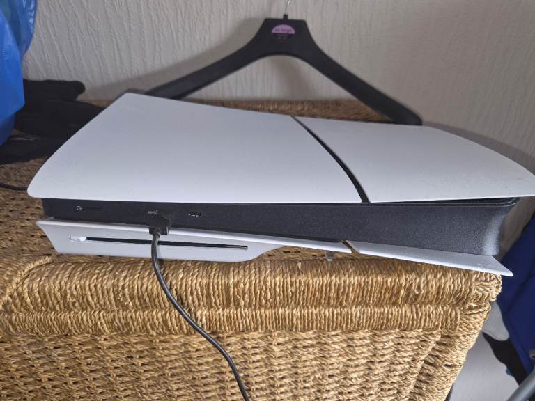 Ps5 1TB with call of duty
