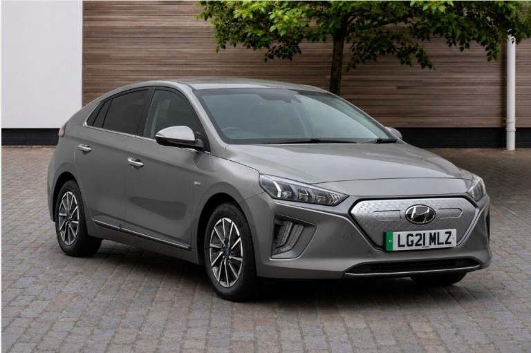 Hyundai IONIQ 38.3kWh Premium SE Hatchback 5dr Electric Auto (136 ps) Electric Automatic
