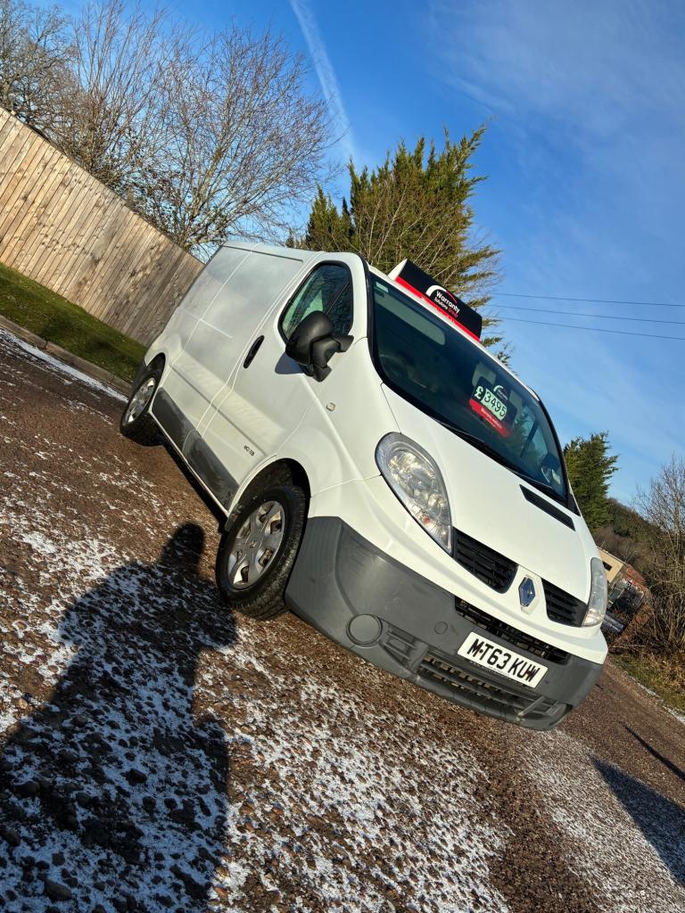 2014 Renault Trafic SL27dCi 115 [Sat Nav] Van Euro 5 PANEL VAN Diesel Manual