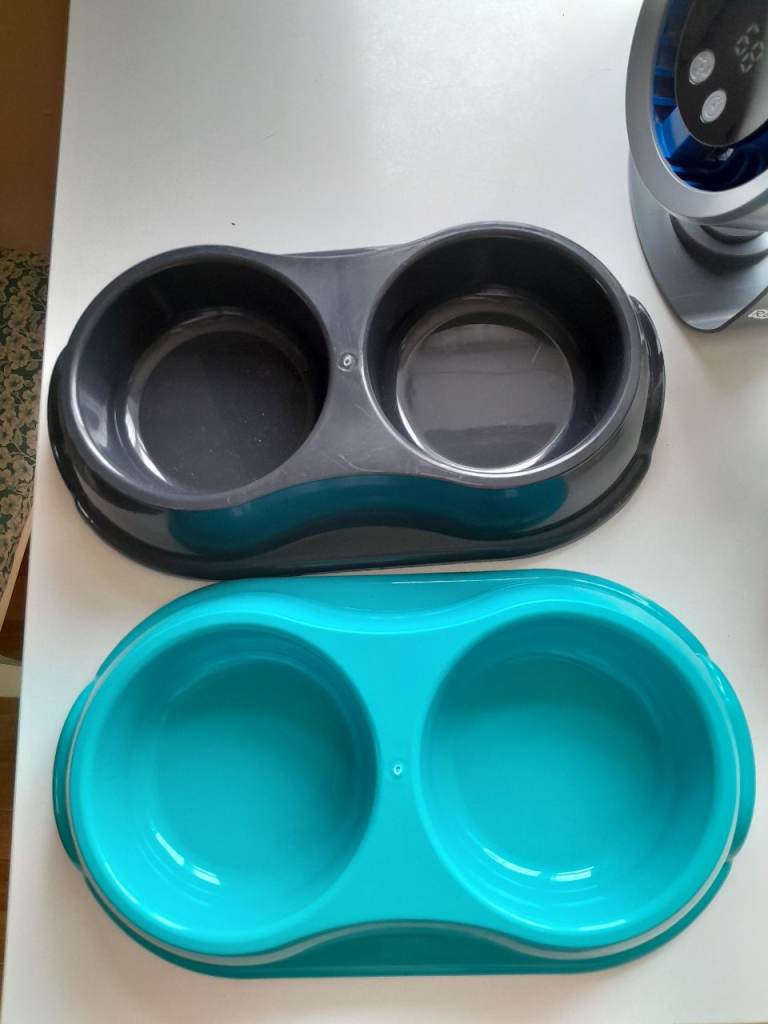 2 32cm pet bowls