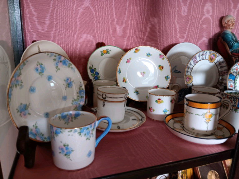 PORCELAIN COFFEE CANS