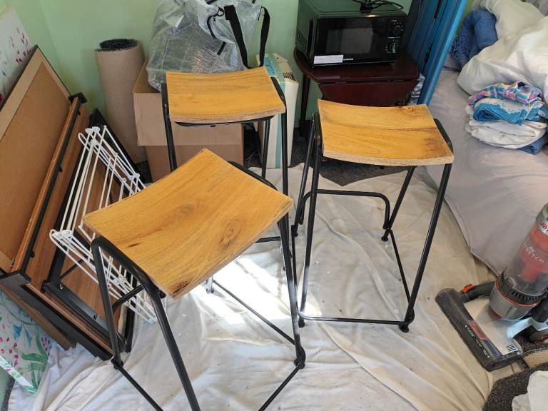 Set of 3 Wooden Top Bar Stools with Black Metal Legs – Good Condition