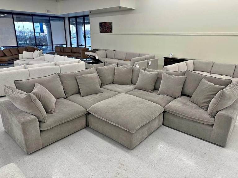 Large Corner Sofa – Grey Fabric – Good Condition