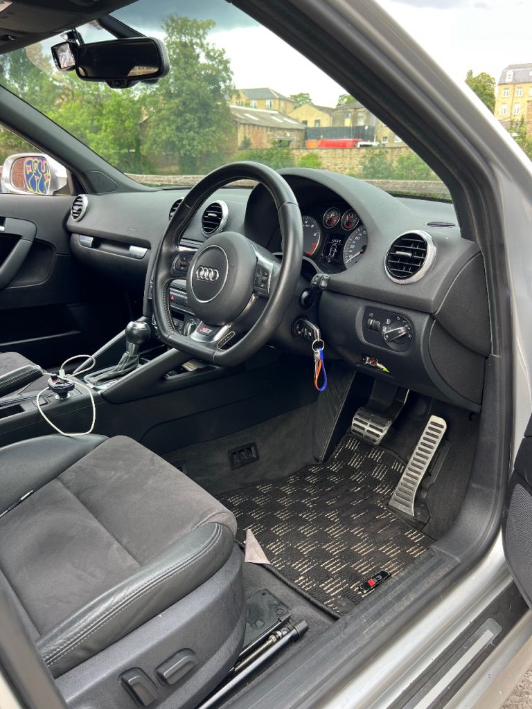 Audi, 2011, 2000 (cc)