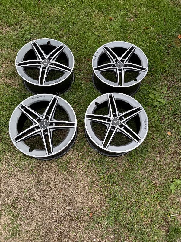 Mercedes Benz AMG alloy wheels (W177)