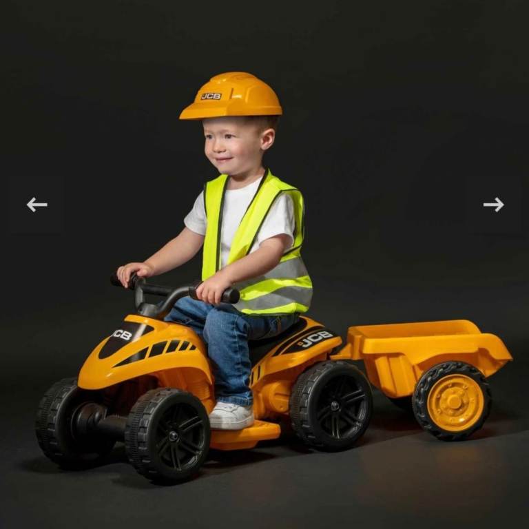 Jcb tractor and trailer.  Never opened 