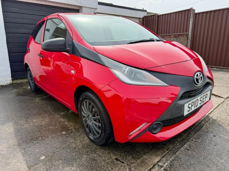 Toyota, AYGO, Hatchback, 2015, Manual, 998 (cc), 5 doors