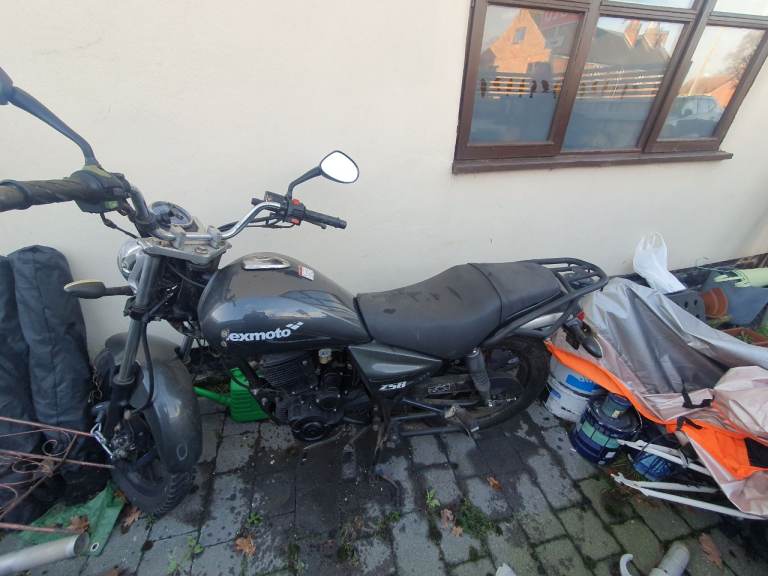 Lexmoto, ZSB, 2016, 124 (cc)