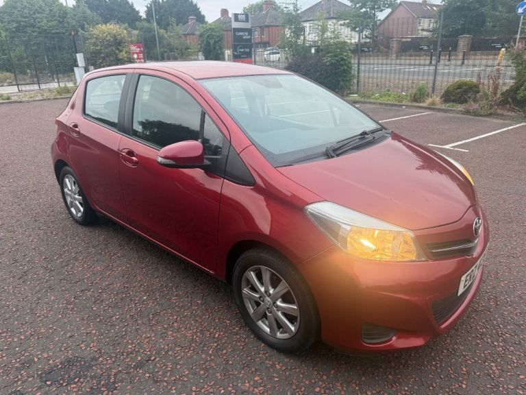 AUTOMATIC AUTOMATIC ONLY 82K MOTD TO JUNE £35 TAX DRIVES AS NEW!!