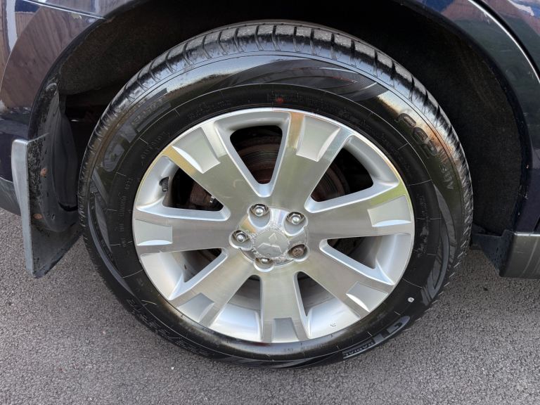 2013 MISTUBISHI OUTLANDER 2.2 DIESEL/7 SEATER/TOWBAR