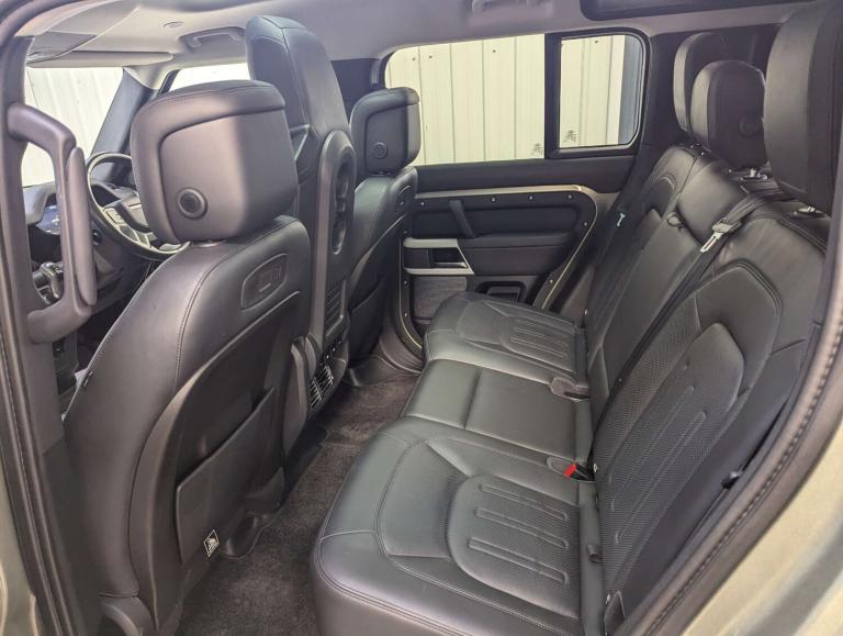 2021 Land Rover Defender 2.0 Defender SE Auto 4WD 5dr SUV Petrol Automatic